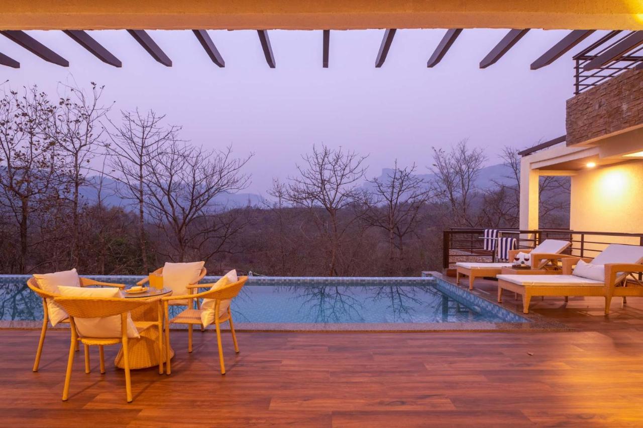 Eden Glade - Khopoli - Mountain-View Villa With Private Pool, Spacious Decks & Indoor Activities ภายนอก รูปภาพ